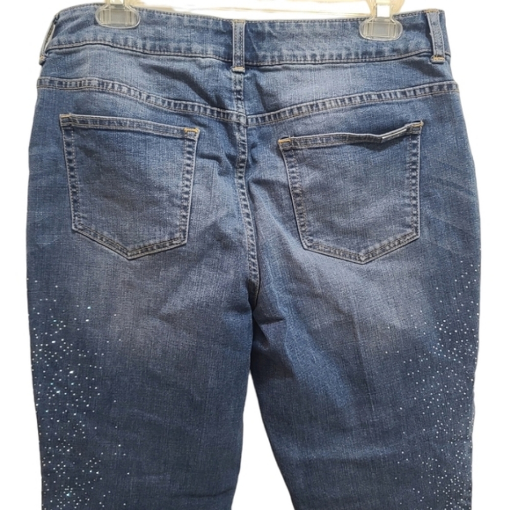 Chico's Women's So Slimming Scattered Embellished Straight Leg Jeans Size 1.5 - Picture 7 of 10